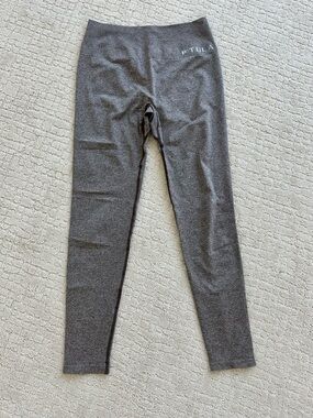 P’TULA SEAMLESS Legging: 25” | Medium